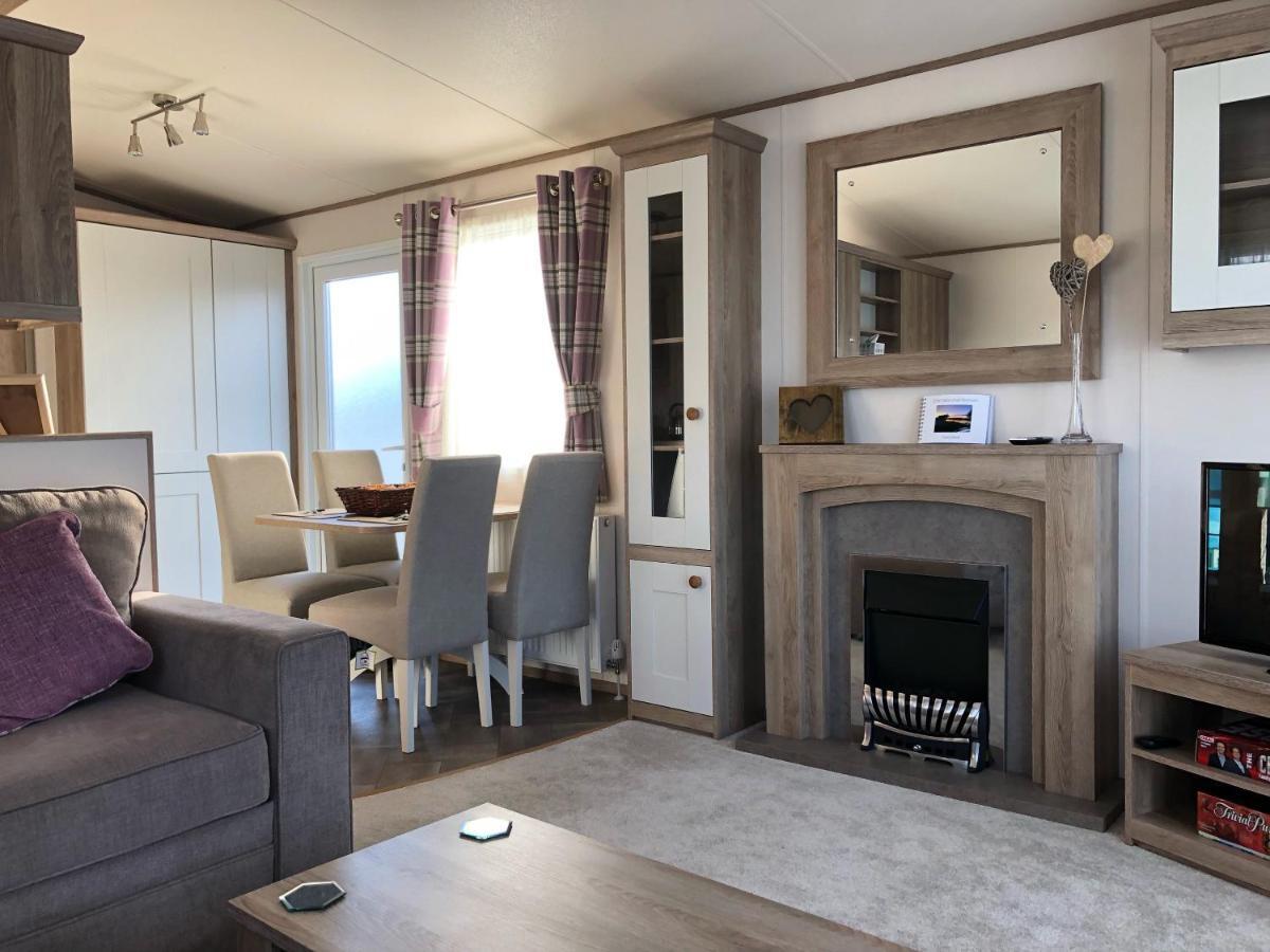 Relaxing Holiday Home With Hot Tub At Tattershall Lakes Exterior foto